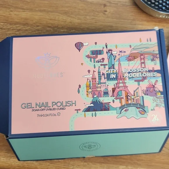 NEW IN BOX Modelones Gel nail polish - Picture 2 of 7